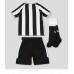 Newcastle United Hemmaställ Barn 2022-23 Korta ärmar (+ Korta byxor)